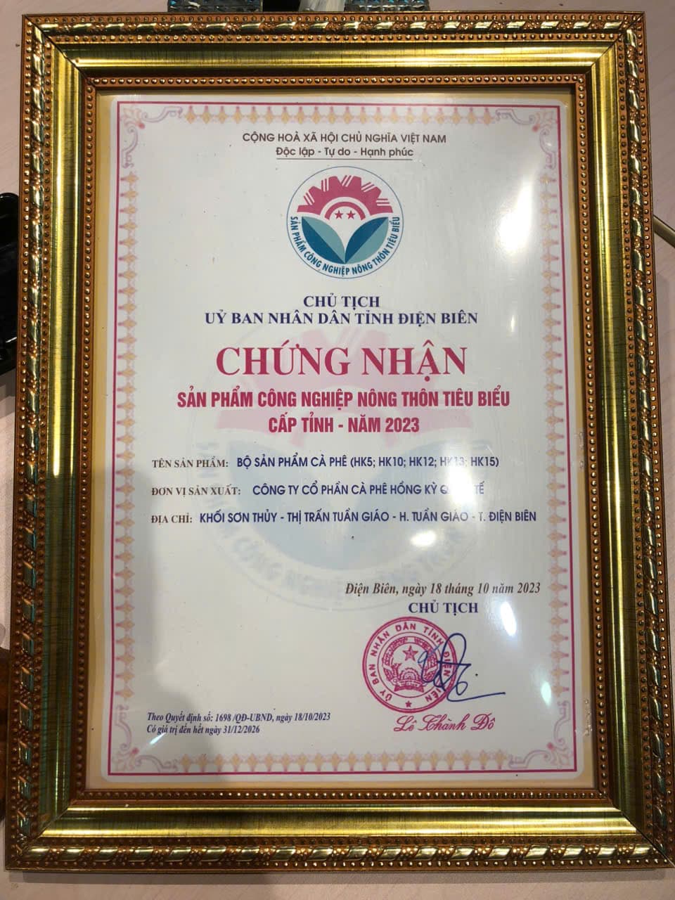 Tư liệu Hồng Kỳ