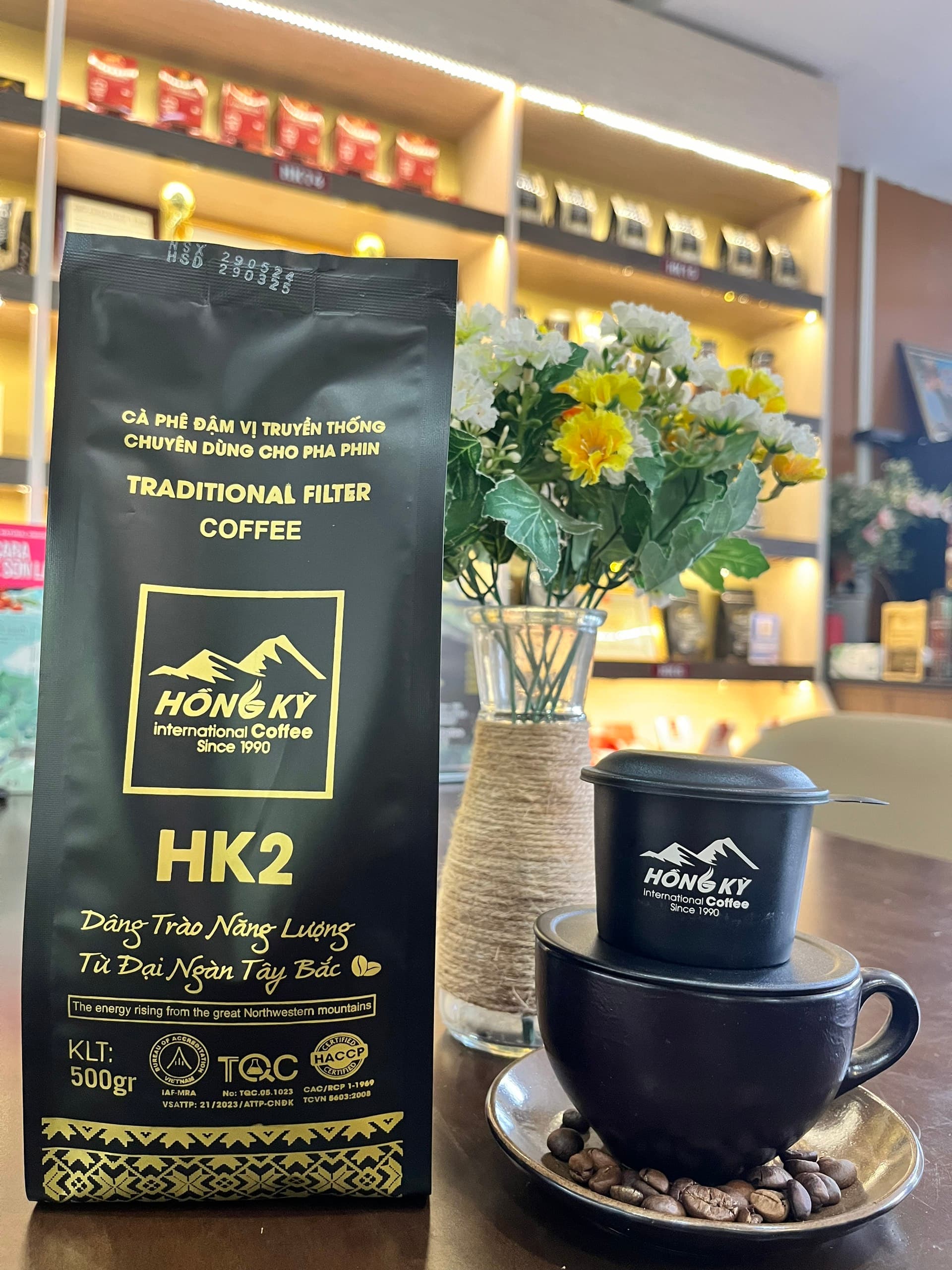 Cafe túi đen HK2 — 2